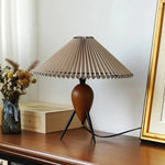 Load image into Gallery viewer, Makie Table Lamp - CHAL