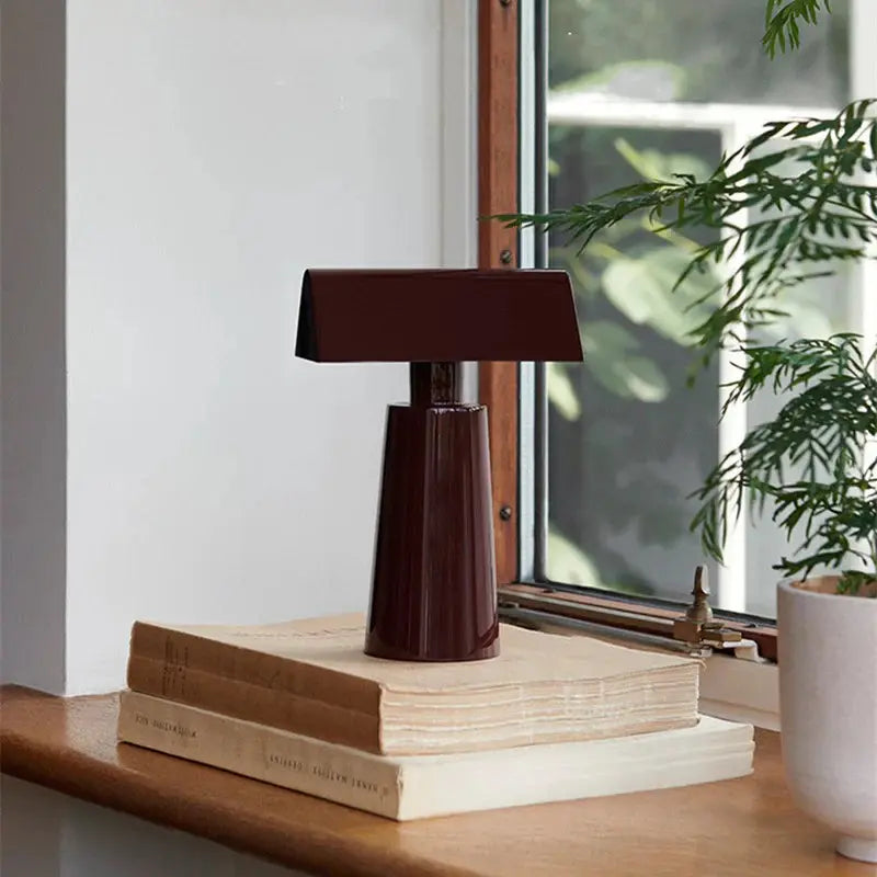 Carat Table Lamp – Wireless & Rechargeable, Geometric Elegance | Chal Decoration

This highlights the lamp’s modern functionality, unique geometric design, and versatility, emphasizing its stylish and portable appeal.