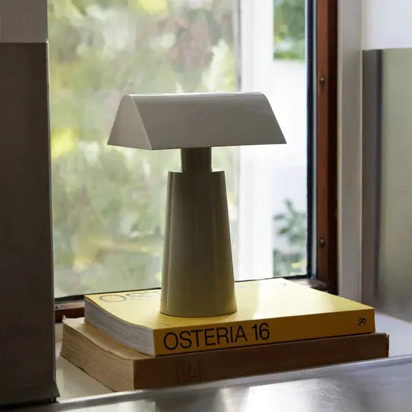 Carat Table Lamp – Wireless & Rechargeable, Geometric Elegance | Chal Decoration

This highlights the lamp’s modern functionality, unique geometric design, and versatility, emphasizing its stylish and portable appeal.