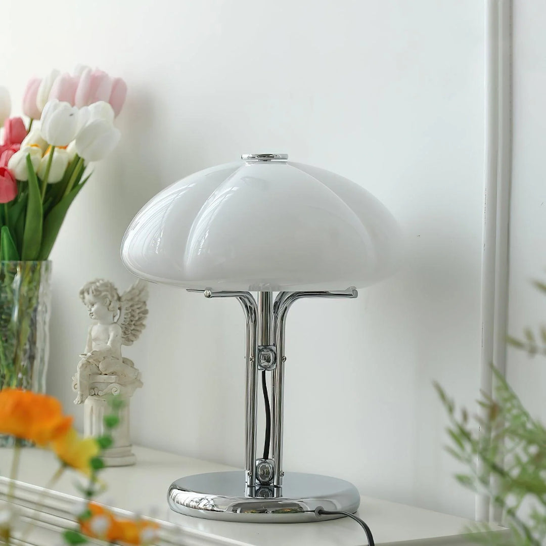 White Petal Table Lamp