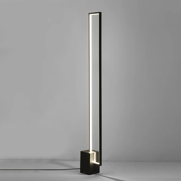 Edge Floor Lamp