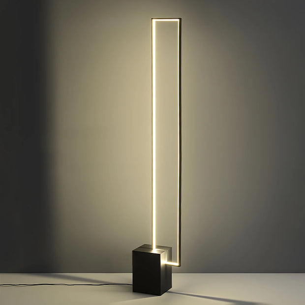 Edge Floor Lamp