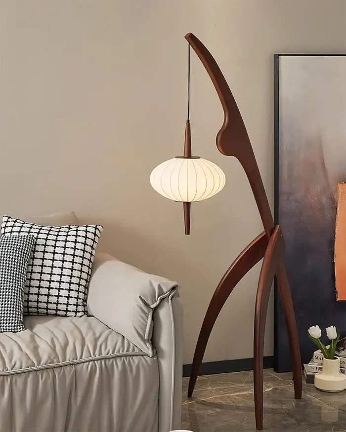 Wooden Floor Lamp Mantis