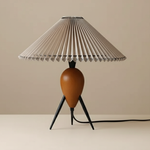 Load image into Gallery viewer, Makie Table Lamp
