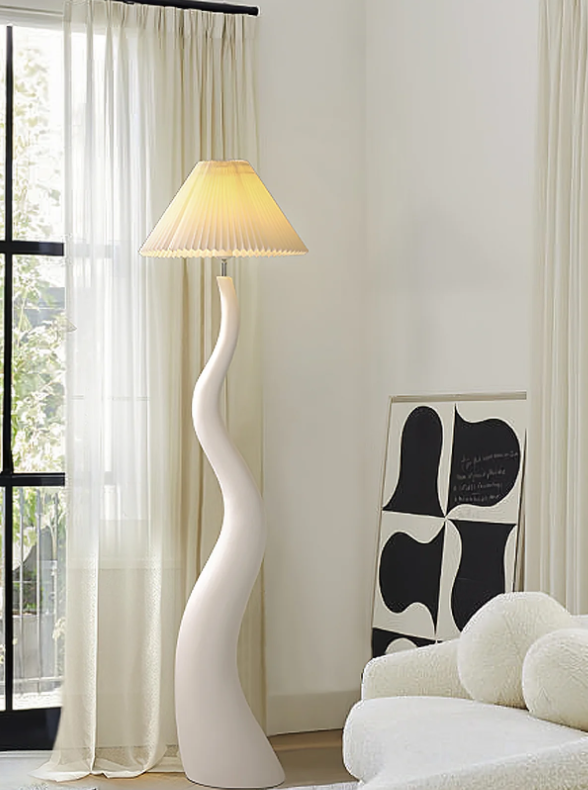 Wavy Floor Lamp