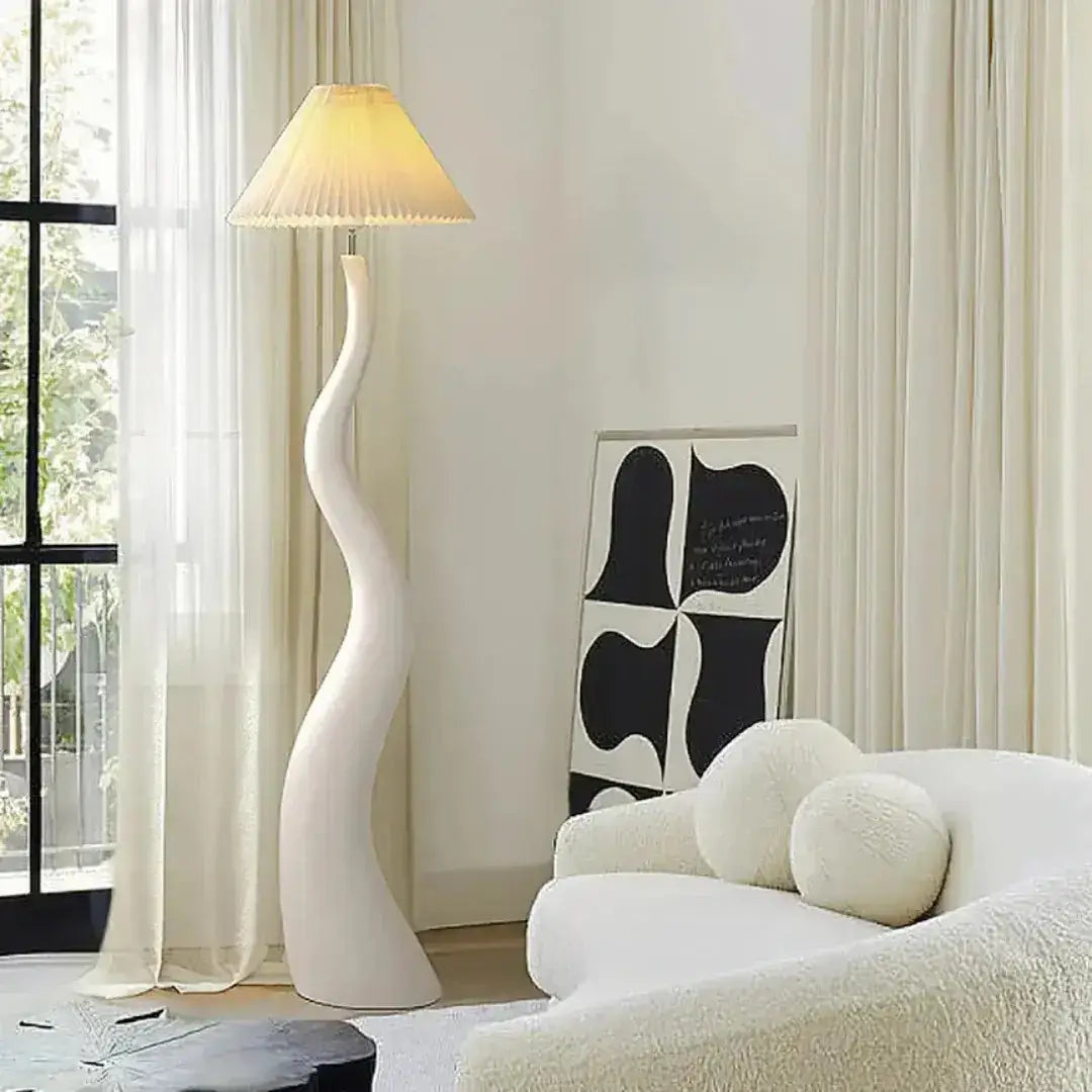 Wavy Floor Lamp