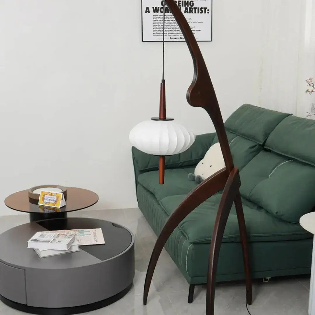 Wooden Floor Lamp Mantis