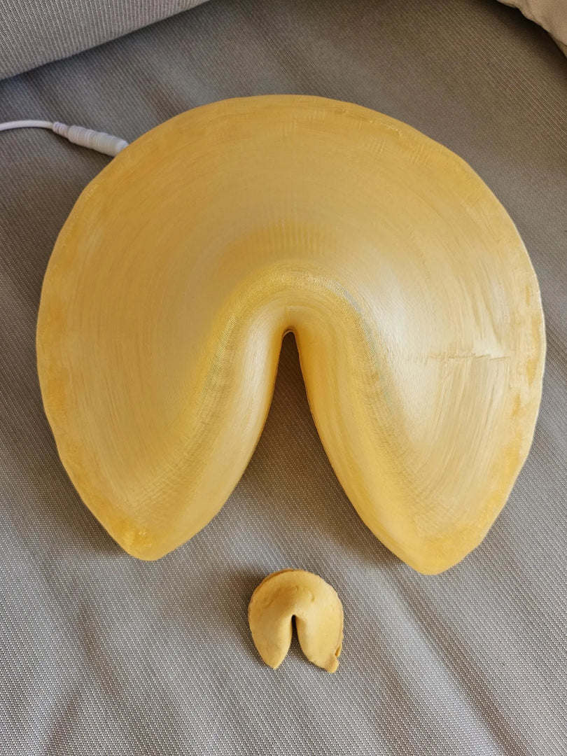 Fortune Cookie Table Lamp