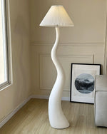 Load image into Gallery viewer, Wavy Floor Lamp

