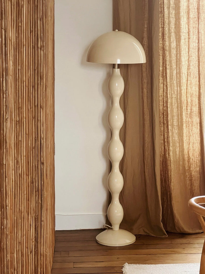 Off-white Curly Floor Lamp